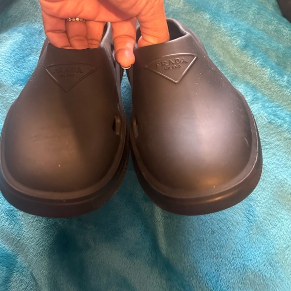 Prada Black Slip-On Shoes - Picture 4 of 11